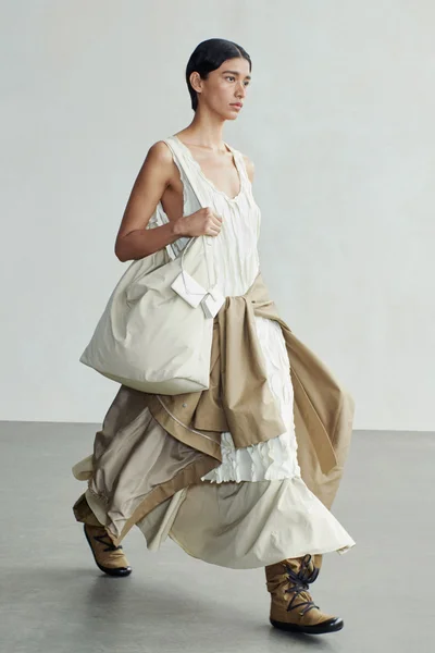 Look 3